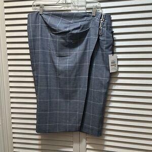 DKNY Blue plaid skirt silver details NWT Size 12